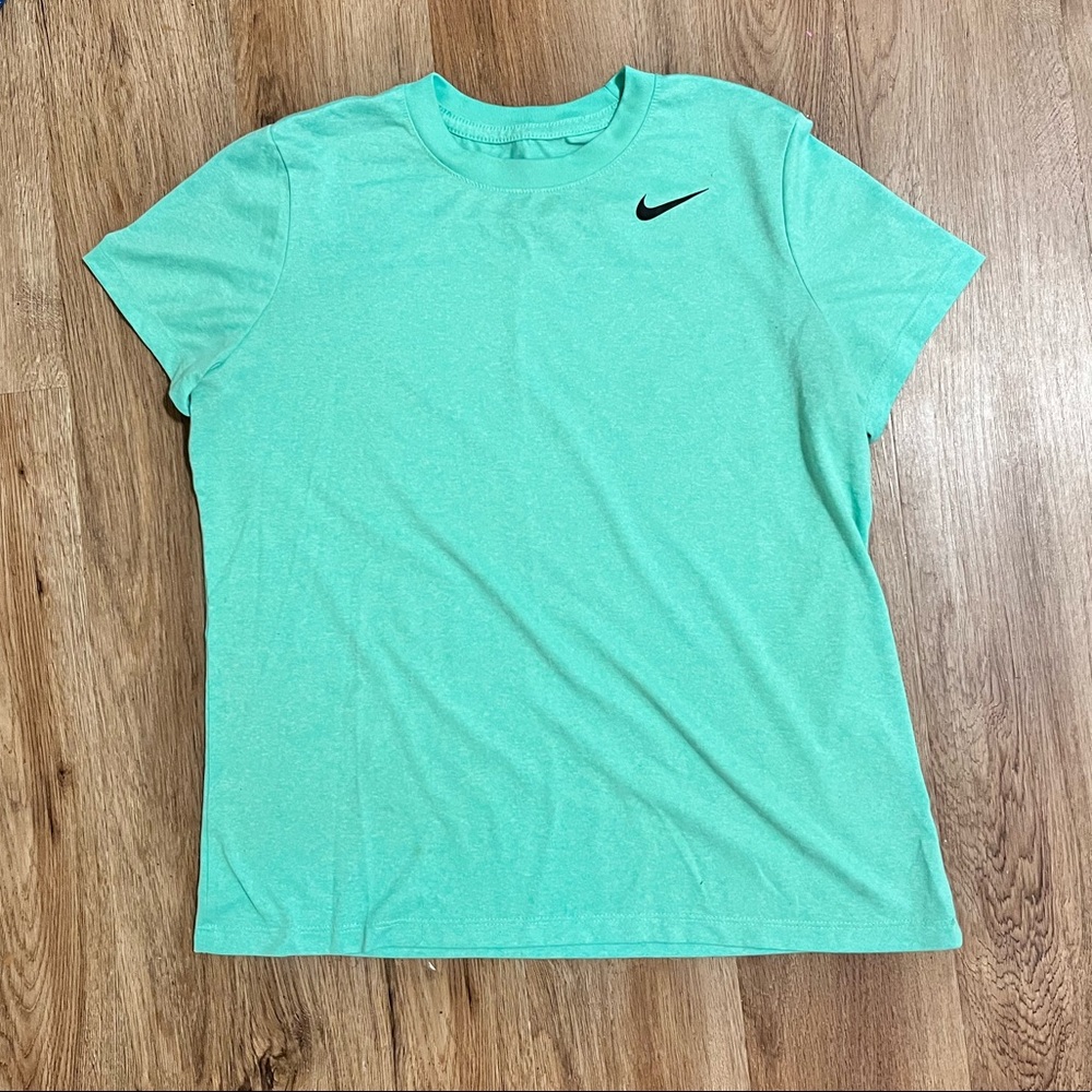 nike green dri fit workout tee! size L